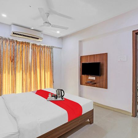 سيلفاسا Oyo Flagship Hotel Residency المظهر الخارجي الصورة