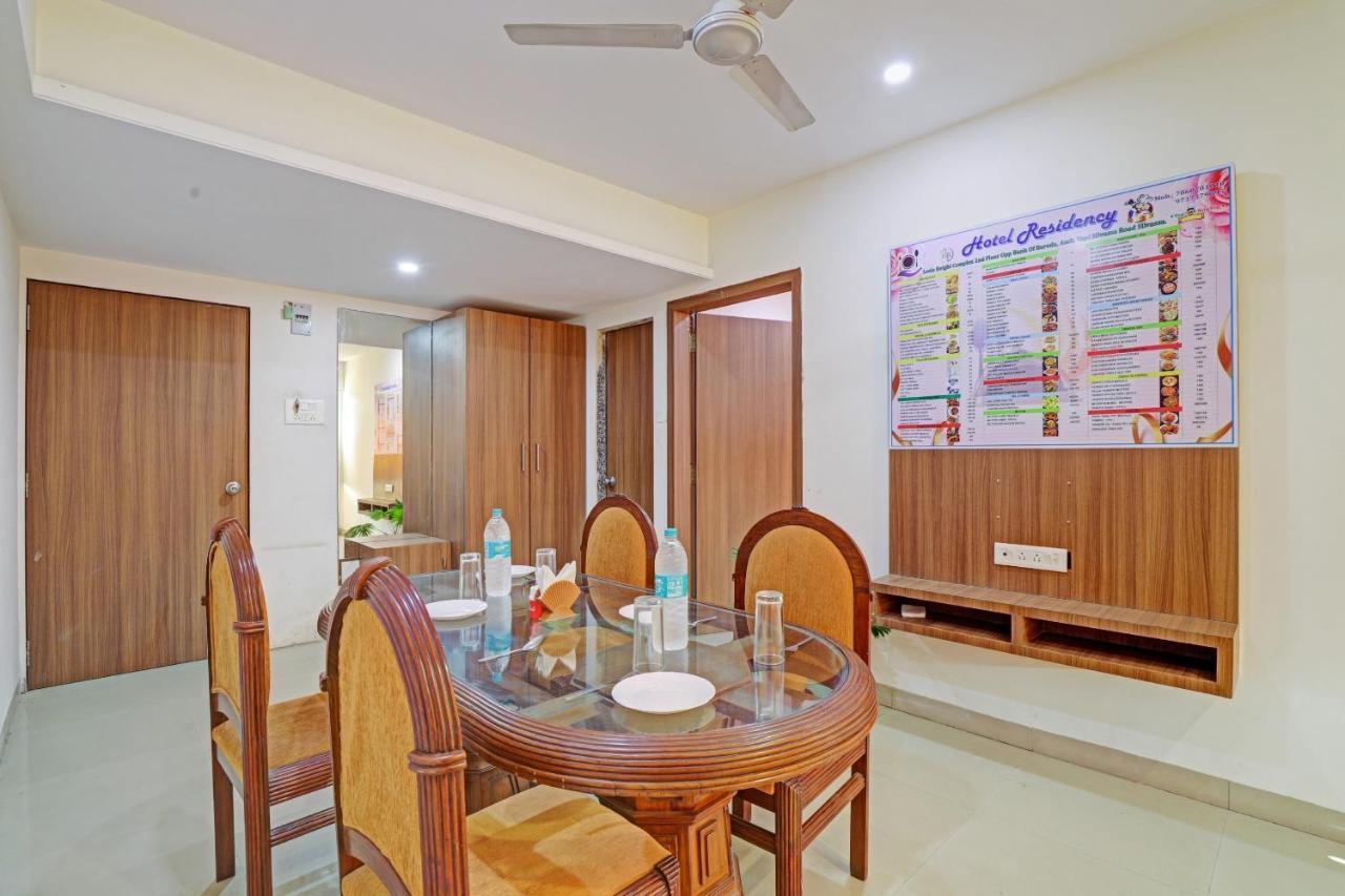 سيلفاسا Oyo Flagship Hotel Residency المظهر الخارجي الصورة